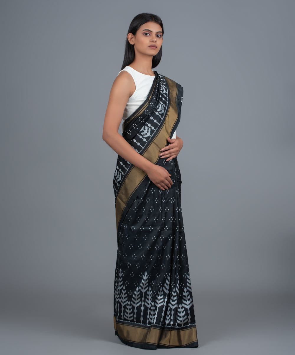 Black white handwoven pochampally ikat saree