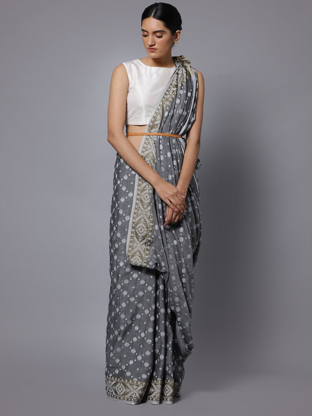 Grey jamdani bengal handloom cotton saree