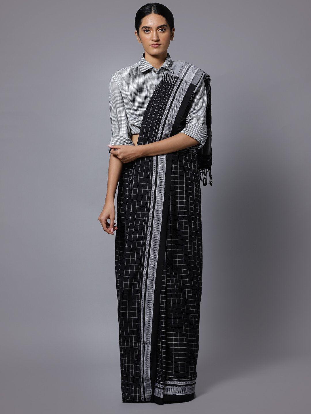 Black grey ilkal handloom cotton saree
