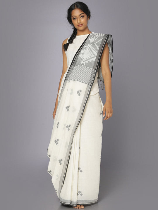 White muslin jamdani saree