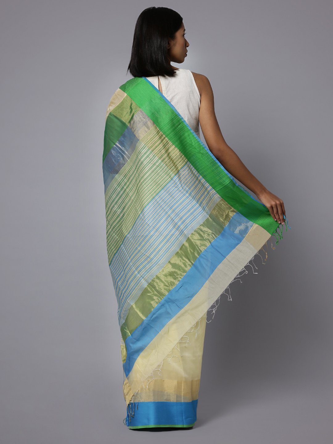 Cream maheshwari cotton silk handloom saree