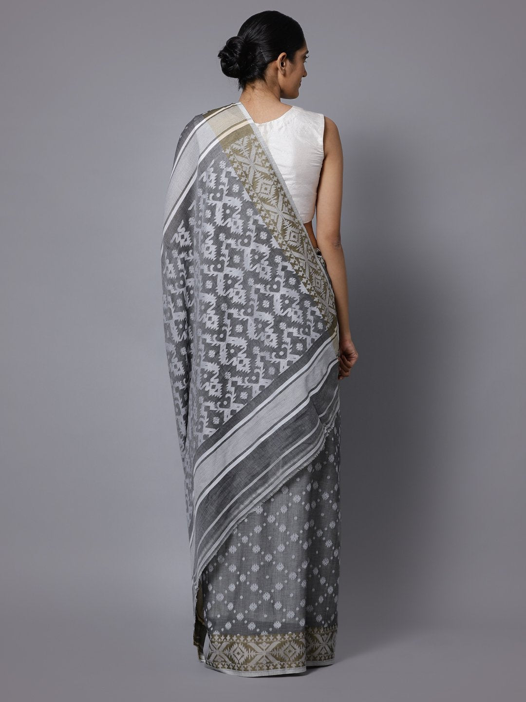 Grey jamdani bengal handloom cotton saree