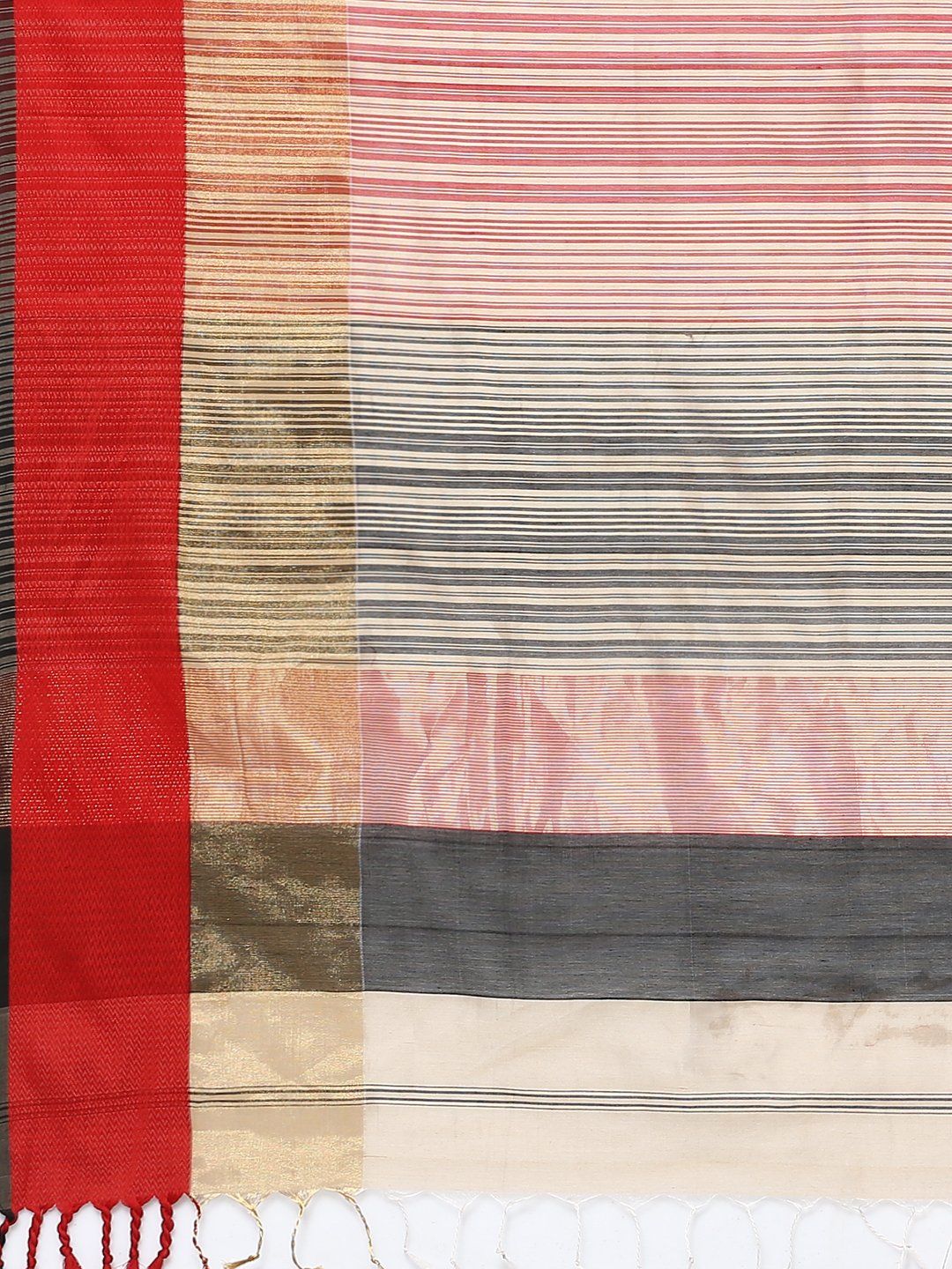 Beige silk cotton maheshwari saree