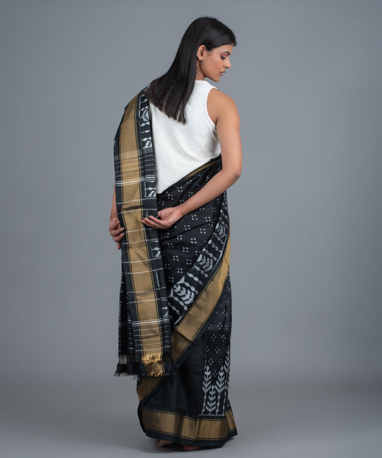 Black white handwoven pochampally ikat saree