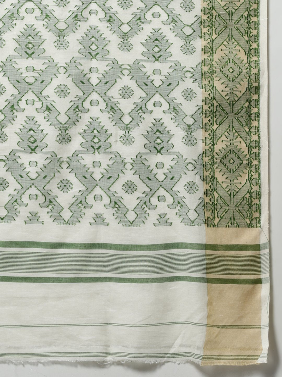 White jamdani bengal handloom cotton saree