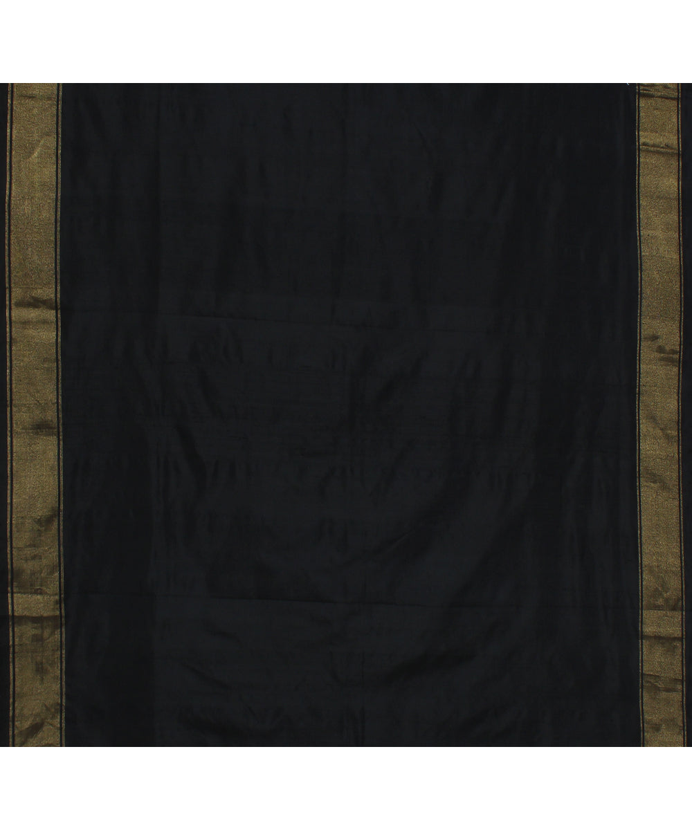Black white handwoven pochampally ikat saree