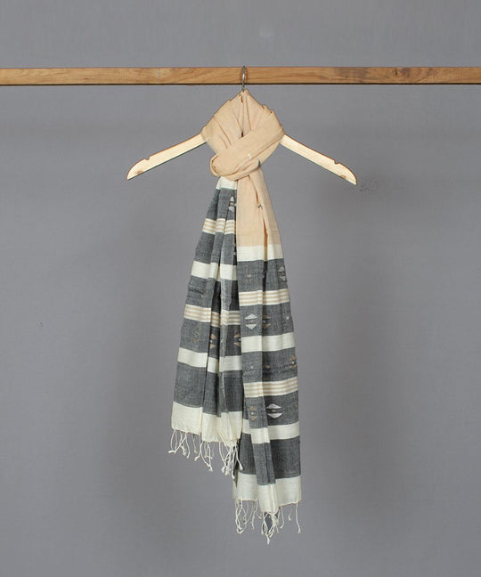 Beige muslin stole in traditional jamdani motif
