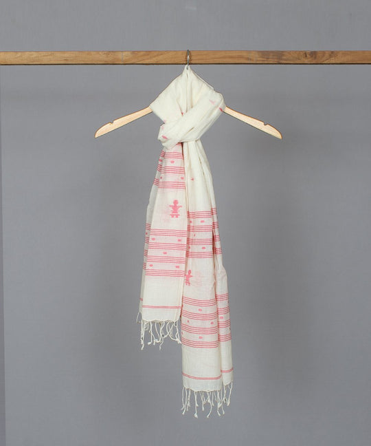 Natural white muslin stole in red jamdani motif