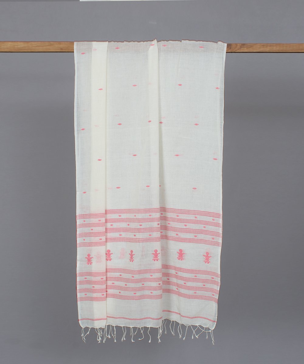 Natural white muslin stole in red jamdani motif