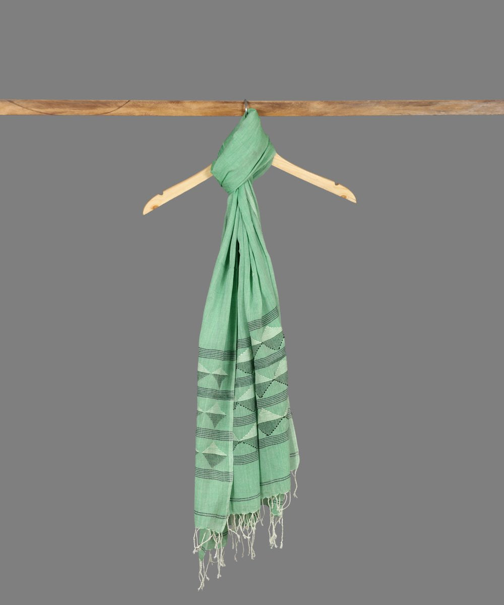Green handloom cotton jamdani stole