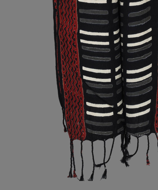 Black chuna patri printed cotton stole