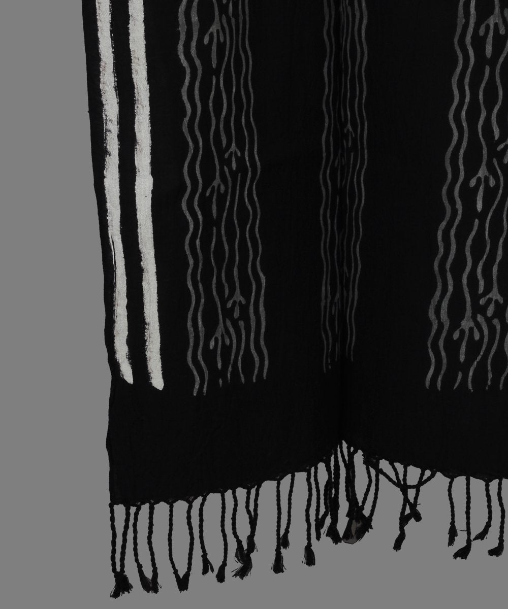 Chuna Patri Block Printed Black Cotton Stole