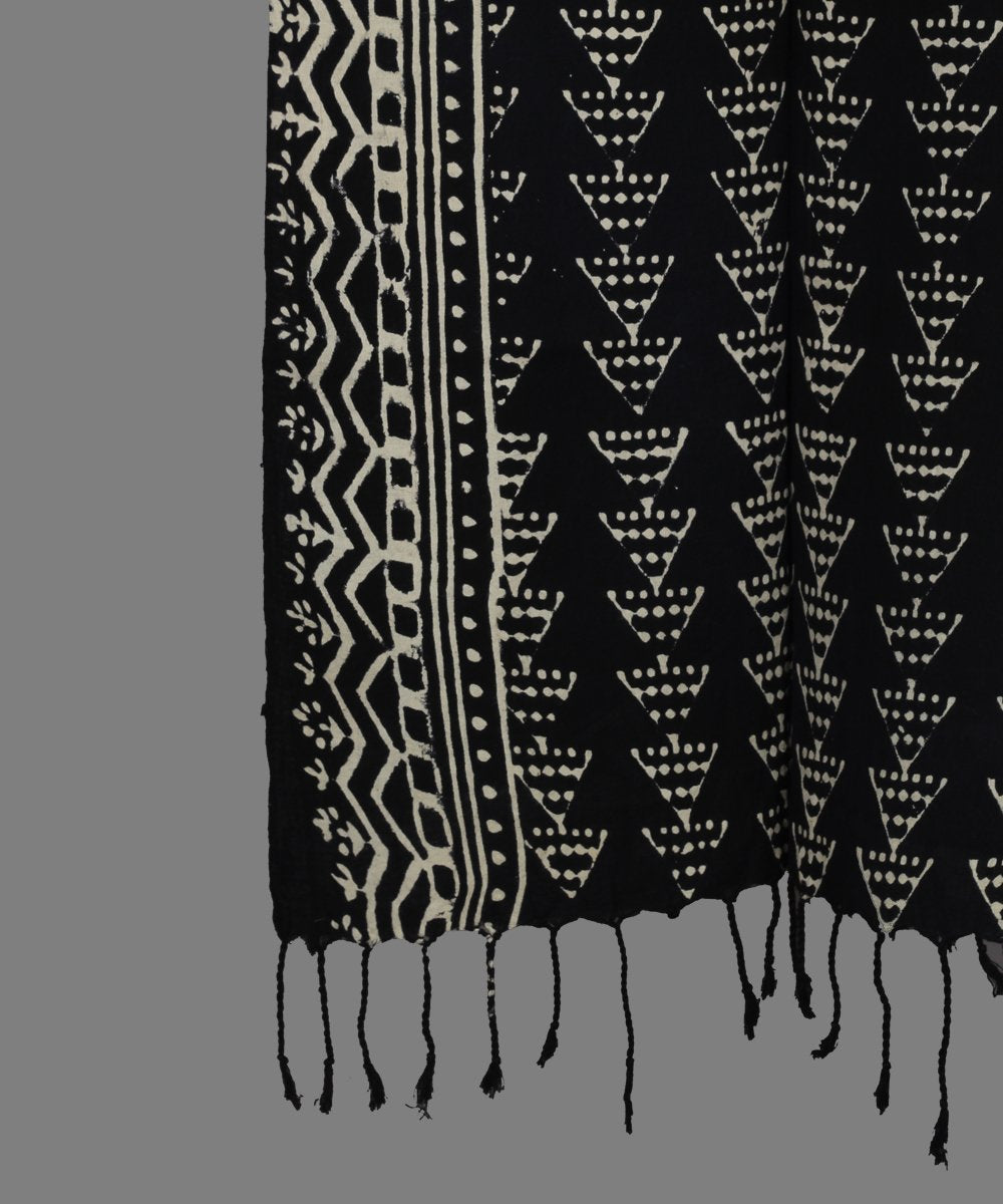 Black Chuna Patri Block Print Cotton Stole