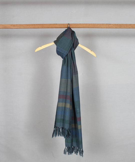 Grey multishade handloom woolen stole