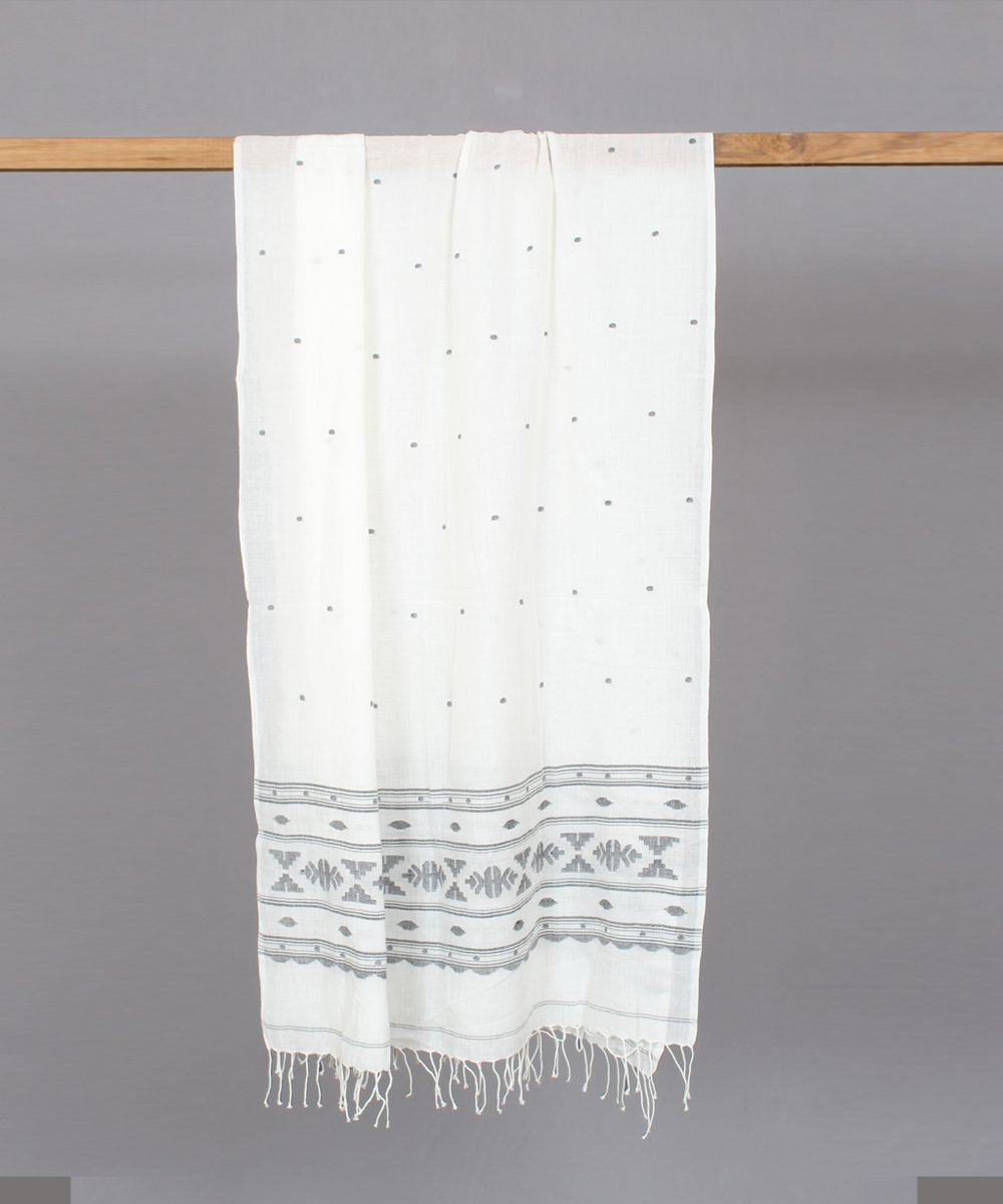 Natural white muslin stole in jamdani black motif