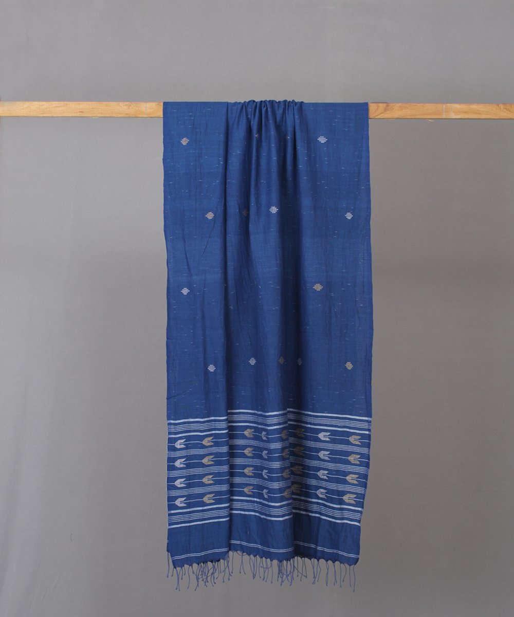 Indigo jamdani stole with beige white motif