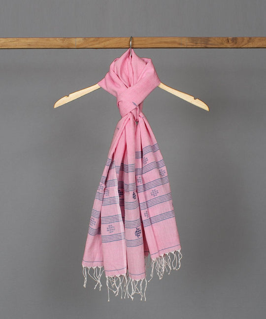 Pink muslin stole in blue jamdani motif