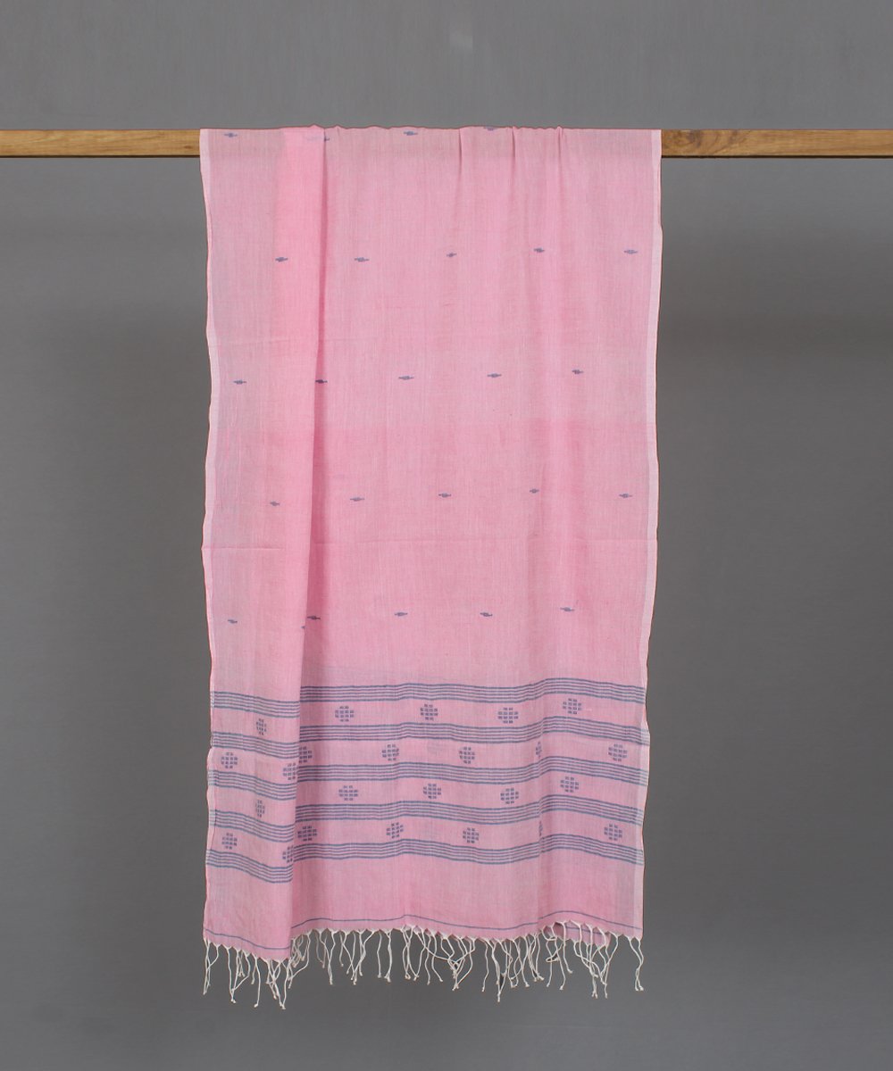 Pink muslin stole in blue jamdani motif